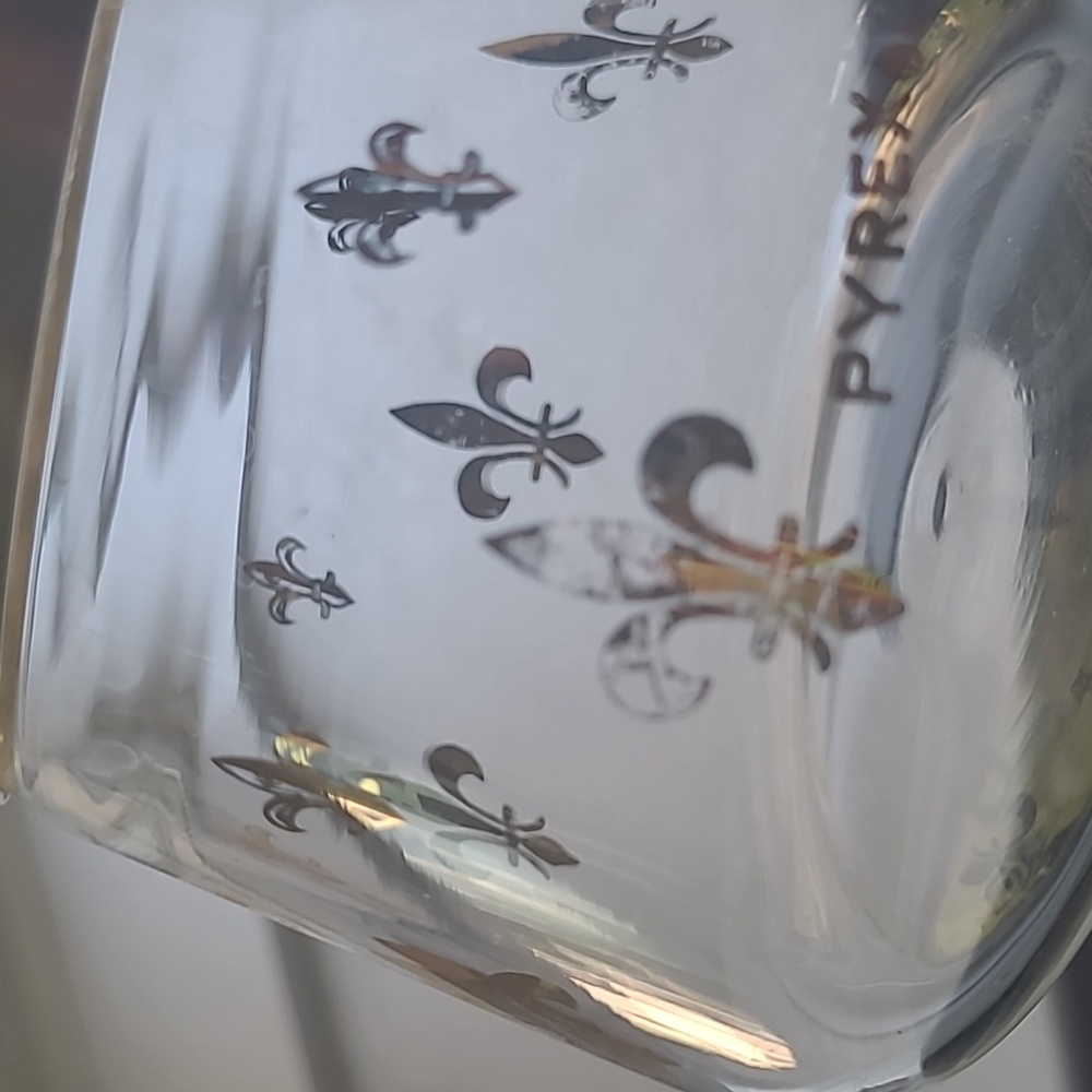 Mini 1960's Pyrex Carafe - Picture 4 of 5